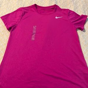 The Nike Tee - new never worn